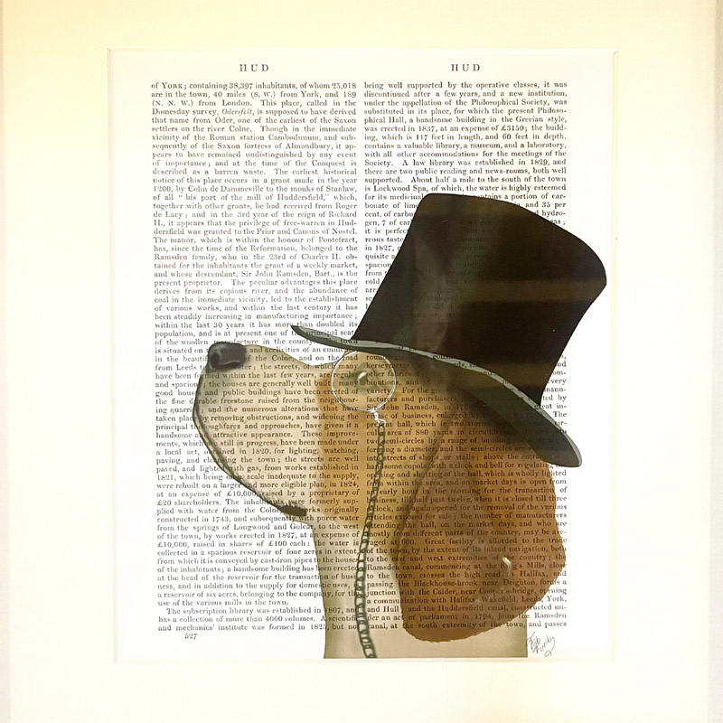 Beagle in Top Hat / Framed Prints